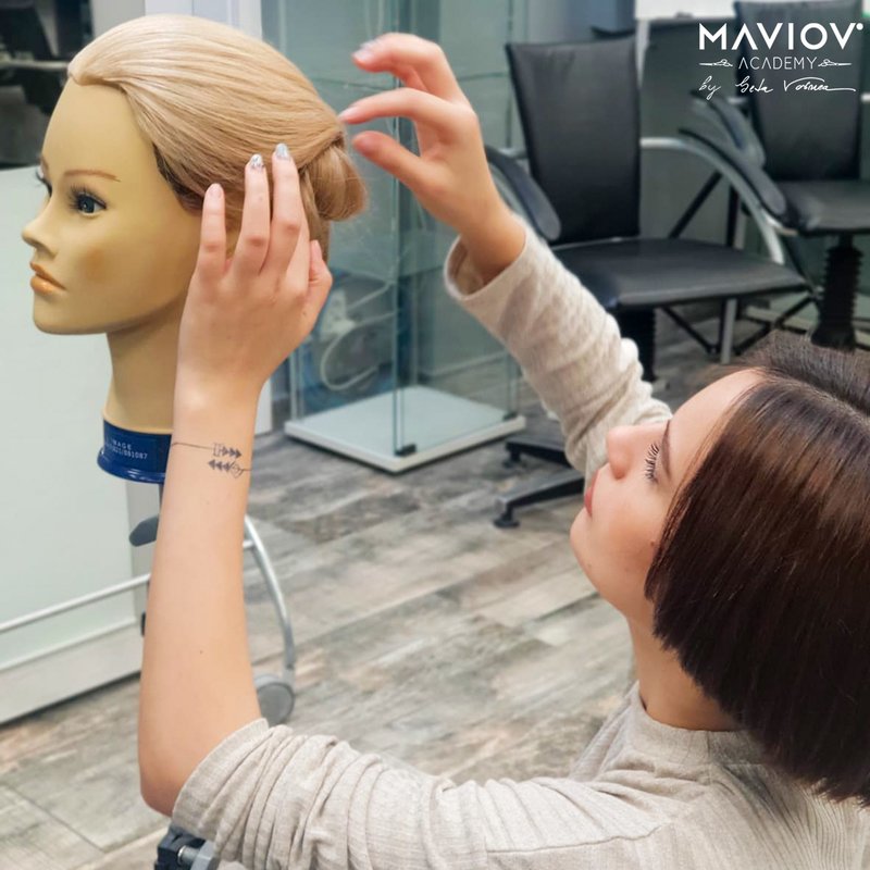 Maviov Academy - Cursuri acreditate de hair styling si beauty